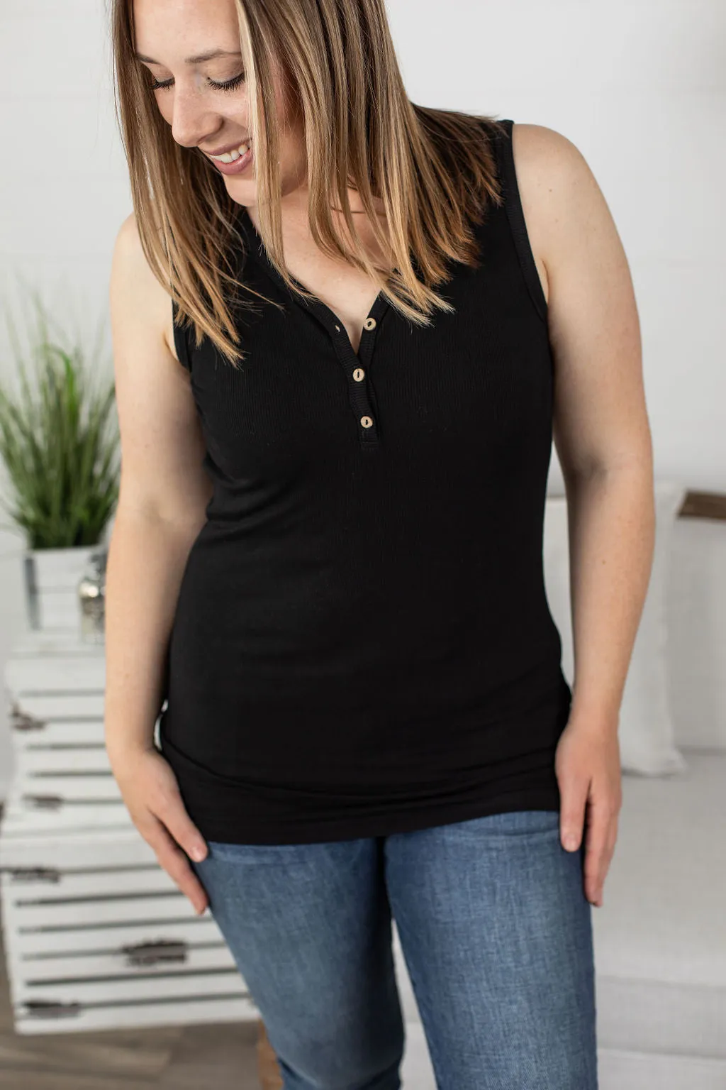 Addison Henley Tank - Black