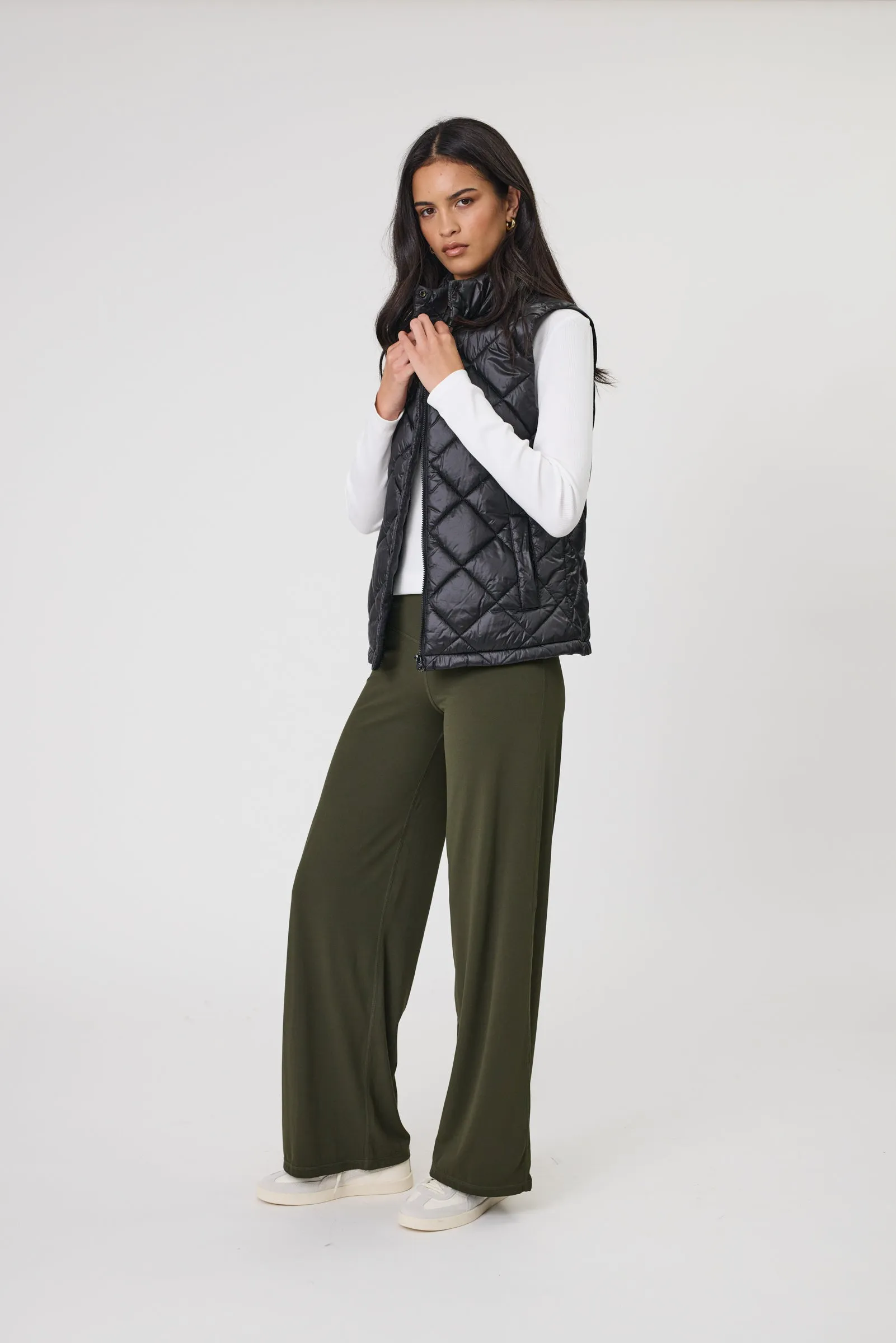 Alpine Quilted Vest - Black