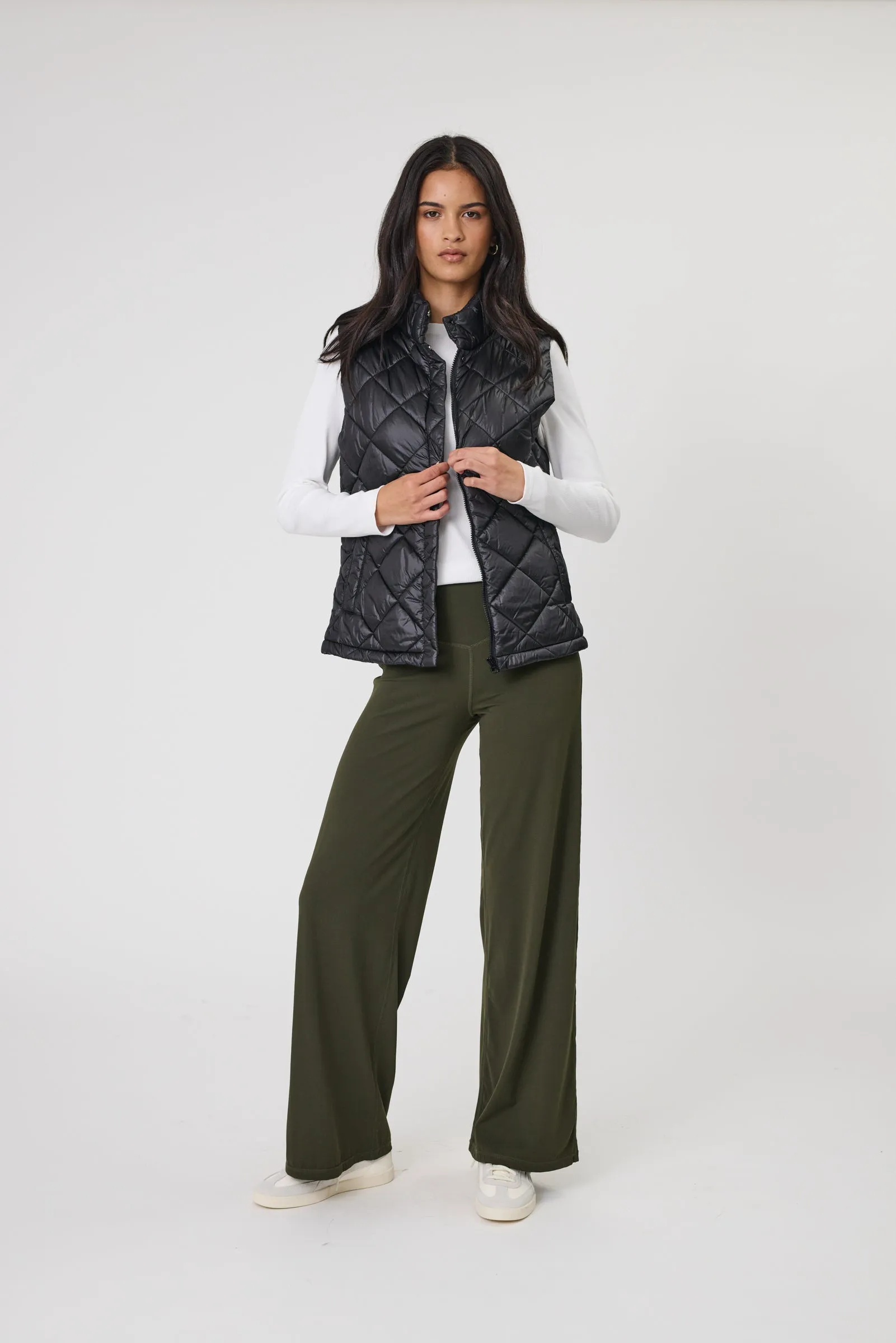 Alpine Quilted Vest - Black