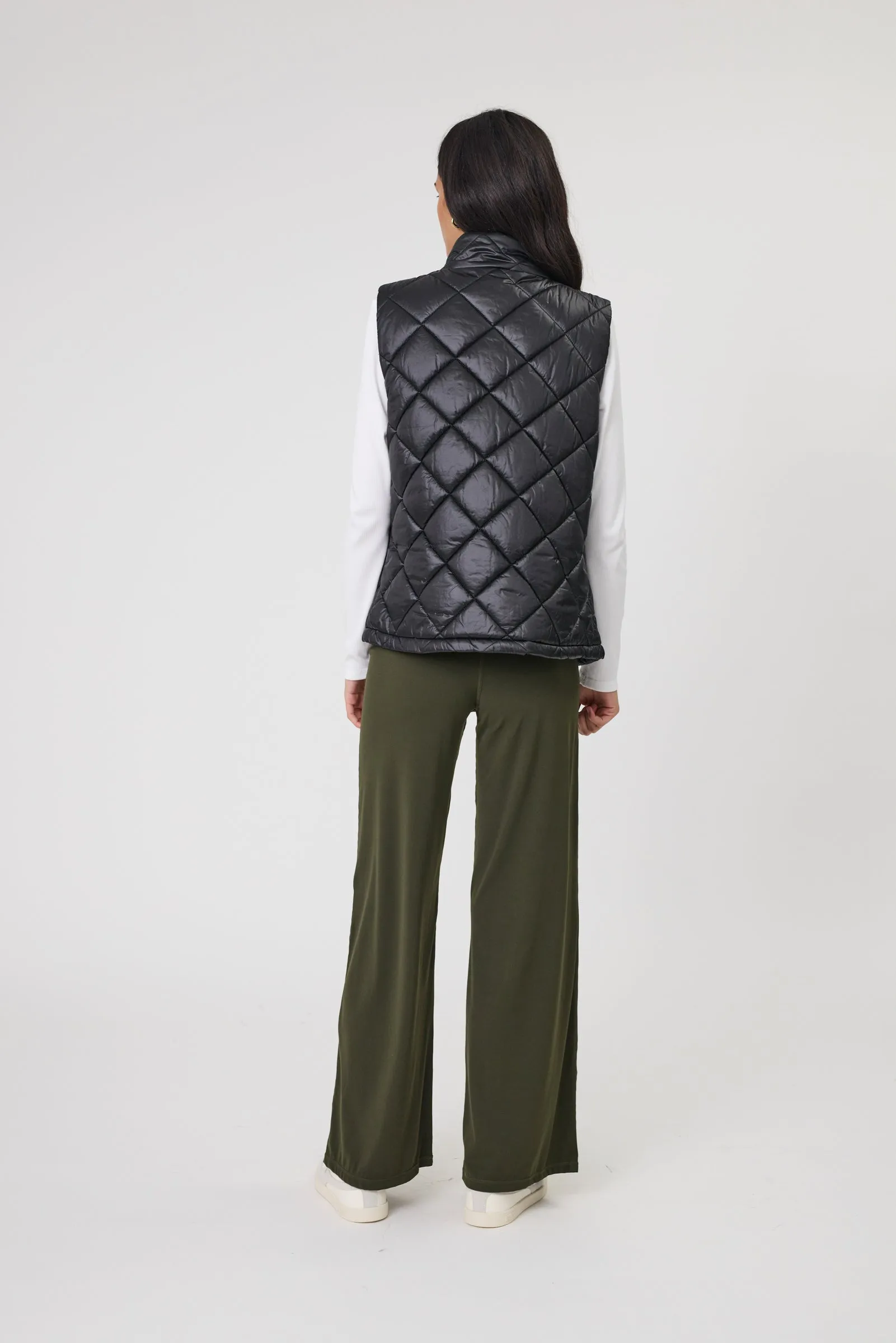 Alpine Quilted Vest - Black