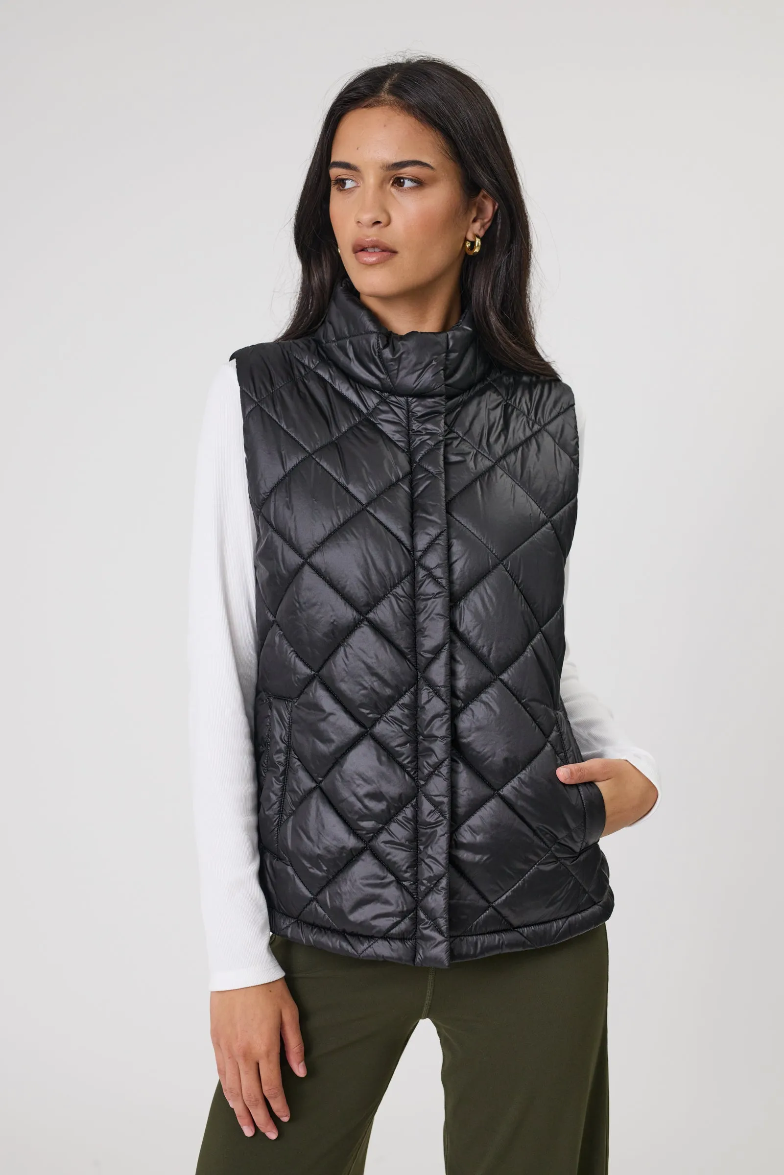 Alpine Quilted Vest - Black