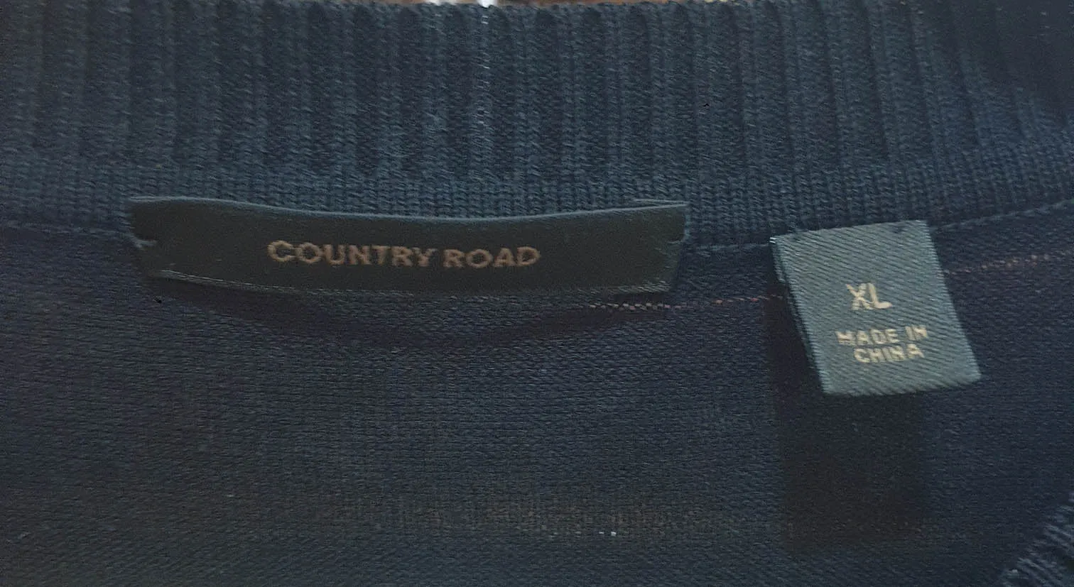 Country Road black top size XL