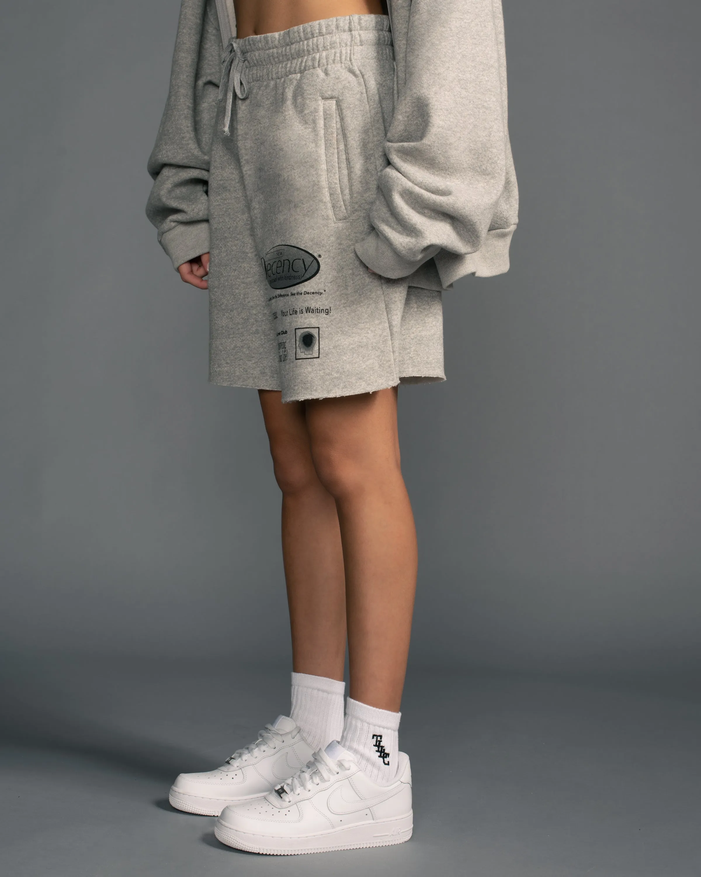 DECENCY SHORT IN GREY