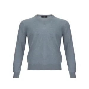 Elegant Cashmere Sweater in Chic Gray