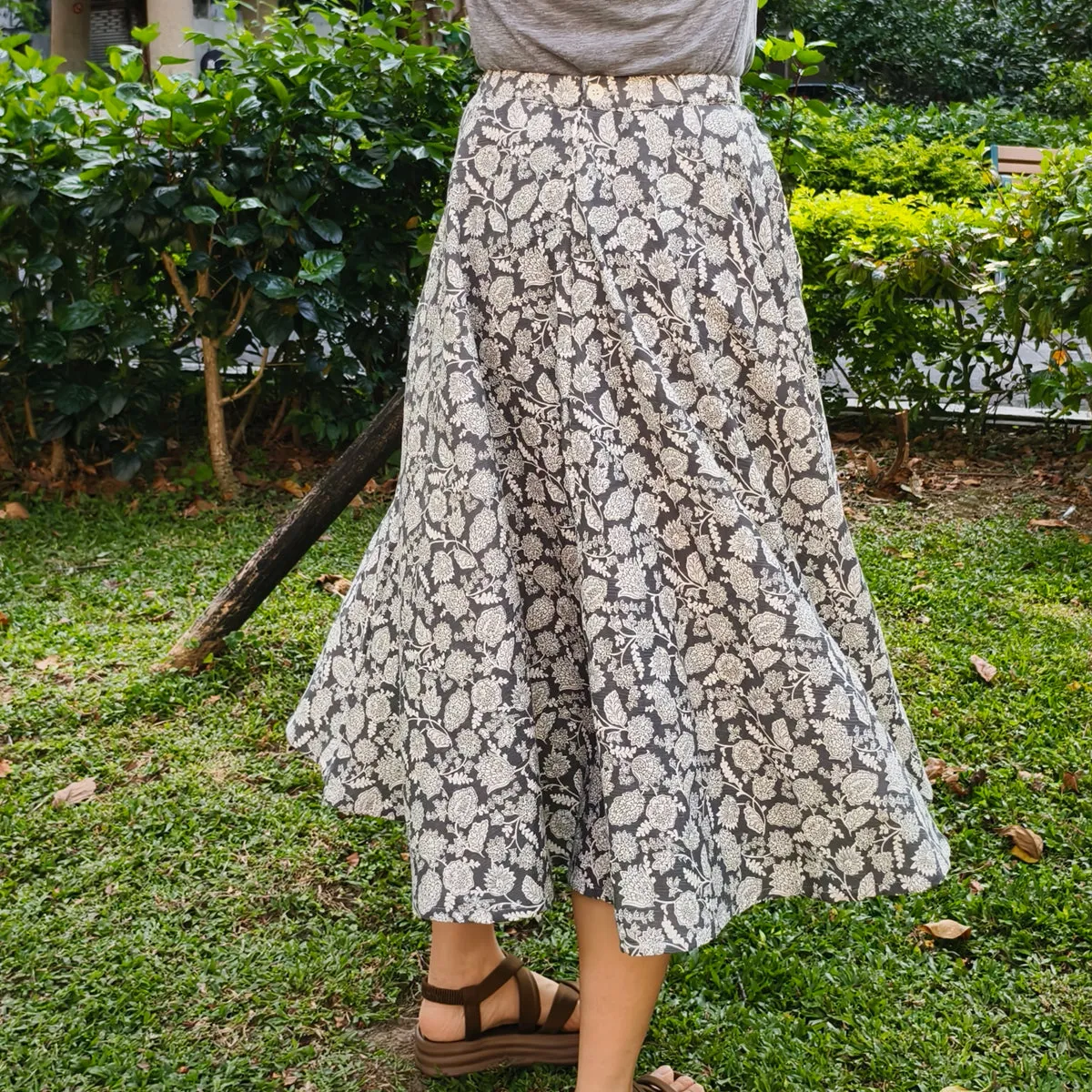 Floral Courtyard-Handmade Circle Skirt