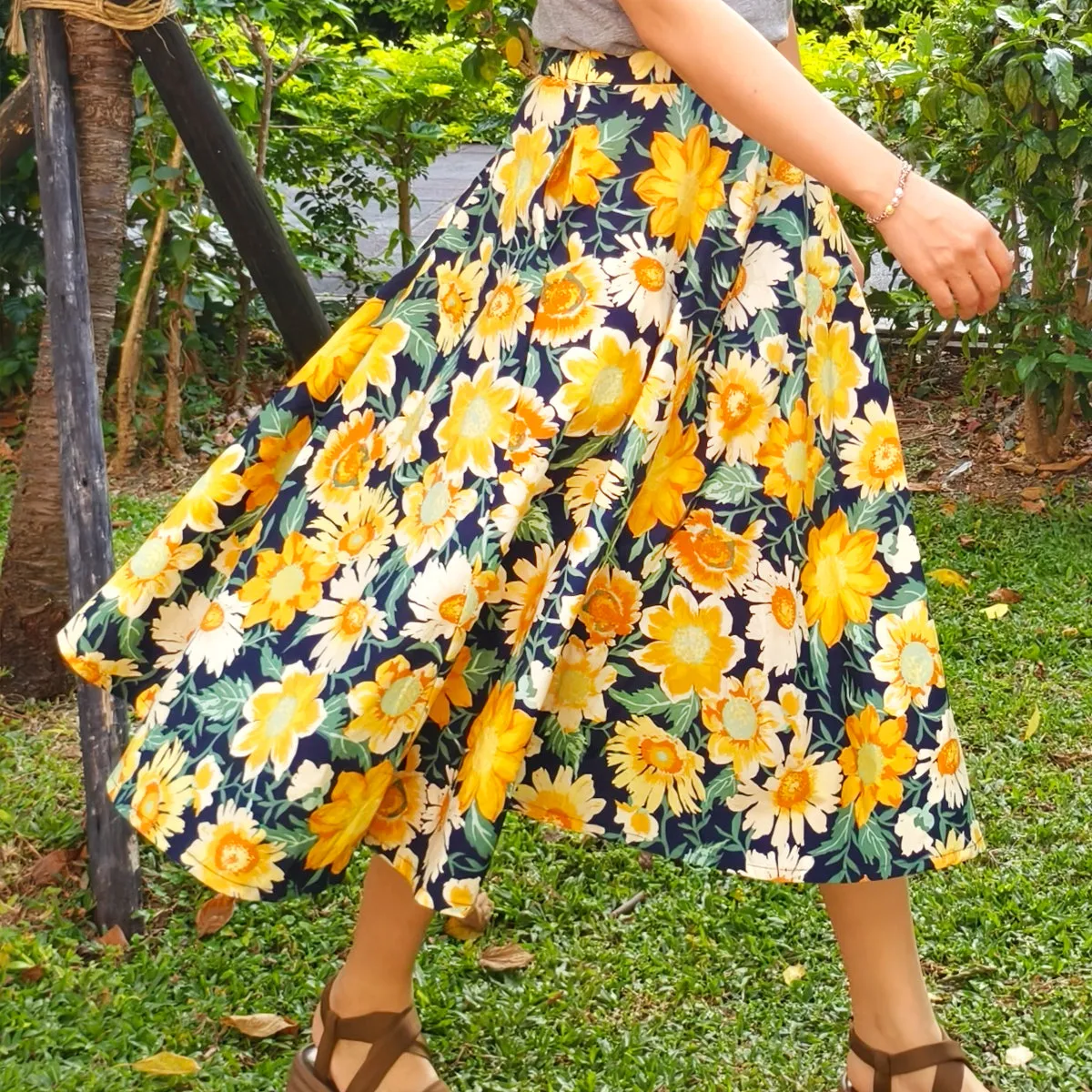 Golden Sunflower-Handmade Circle Skirt