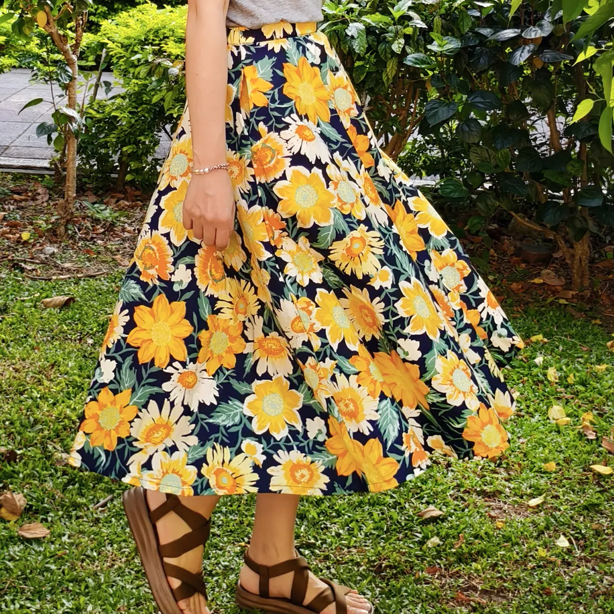 Golden Sunflower-Handmade Circle Skirt