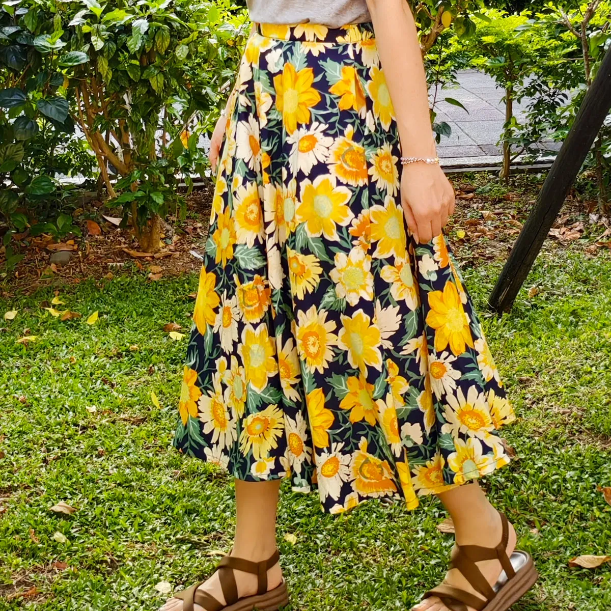 Golden Sunflower-Handmade Circle Skirt