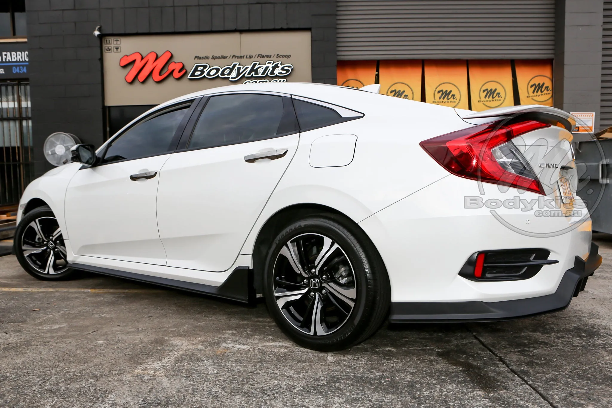 Honda Civic FC/FK 17-21 Hatch/Sedan 10th Gen Carbon Texture Type-R Side Skirt Extension
