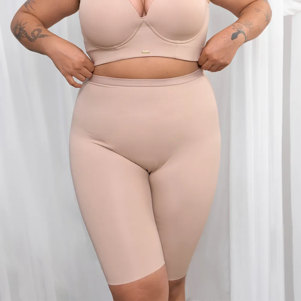 INVISIBLE LOW BACK KNEE LENGTH SCULPTING SHORT