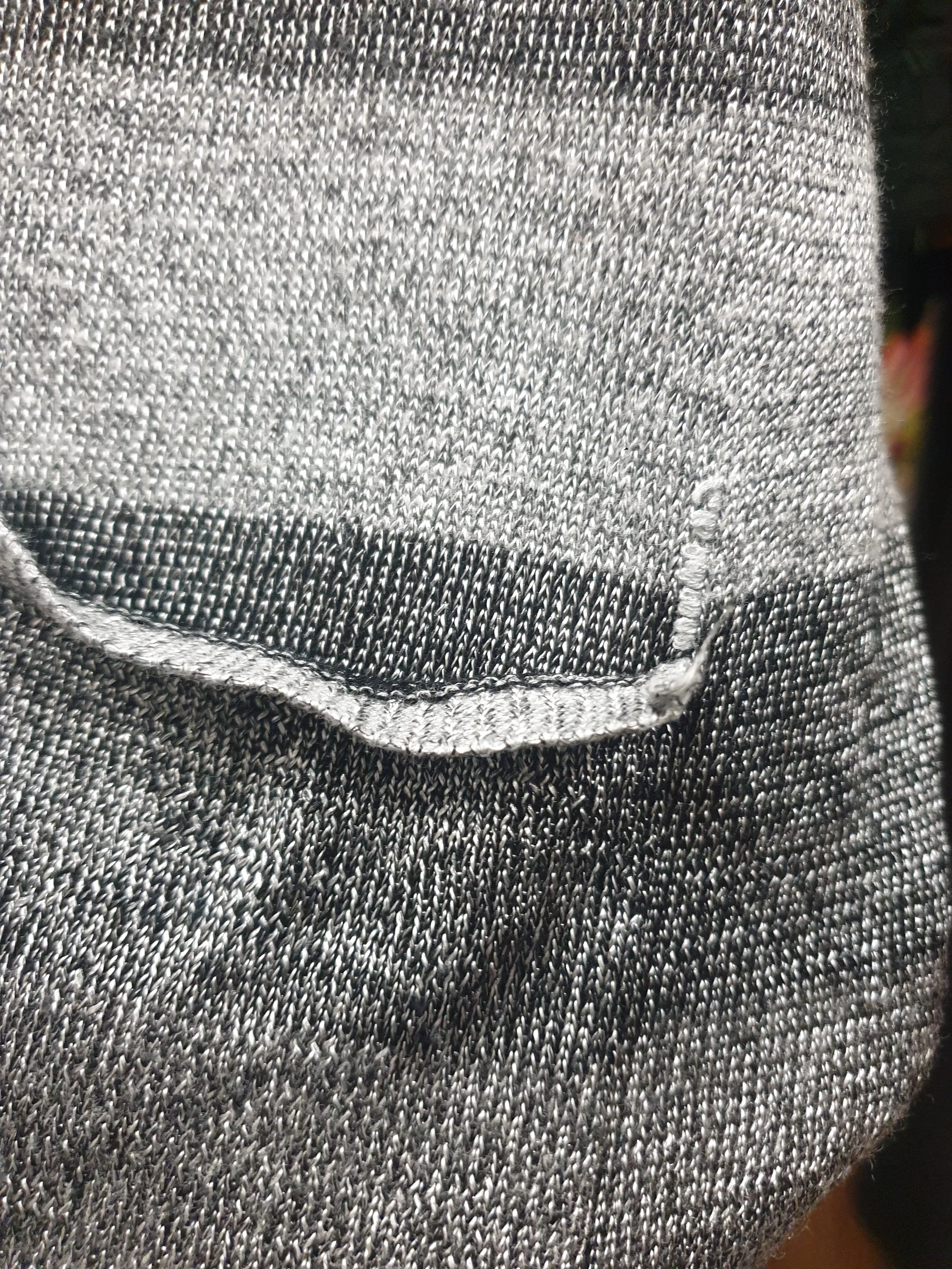 Nicola Finetti grey metallic fine knit long sleeve jumper size M (note: small inconsistency)