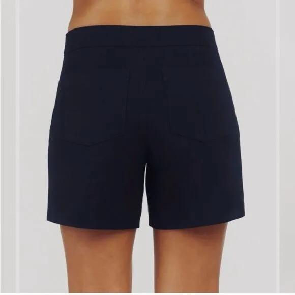 NWT Spanx On-the-Go Shorts Polished Pull On Stretch 6&quot; in Classic Black Size XL