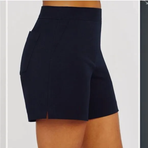 NWT Spanx On-the-Go Shorts Polished Pull On Stretch 6&quot; in Classic Black Size XL