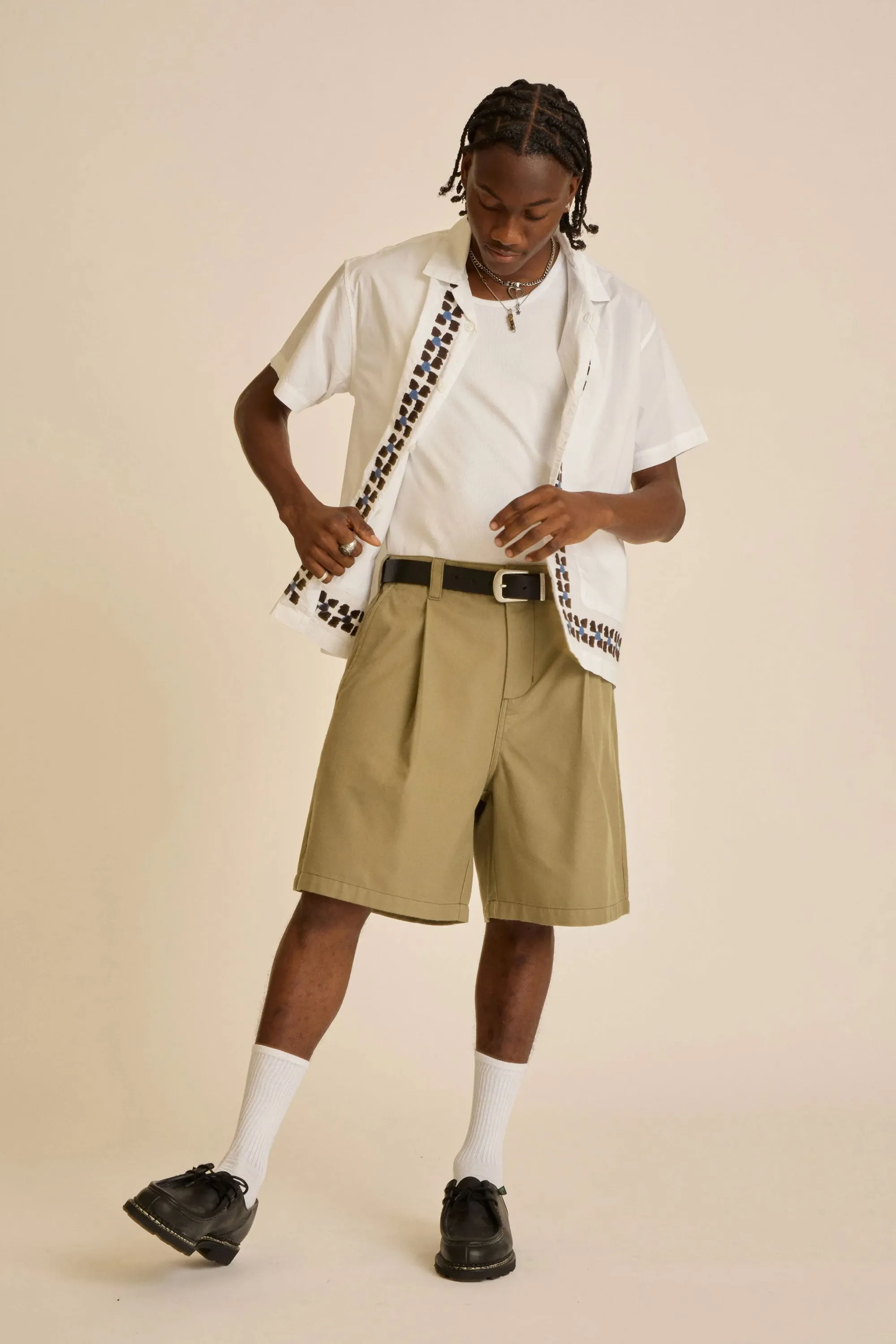 OBEY - OLIVER SHORT