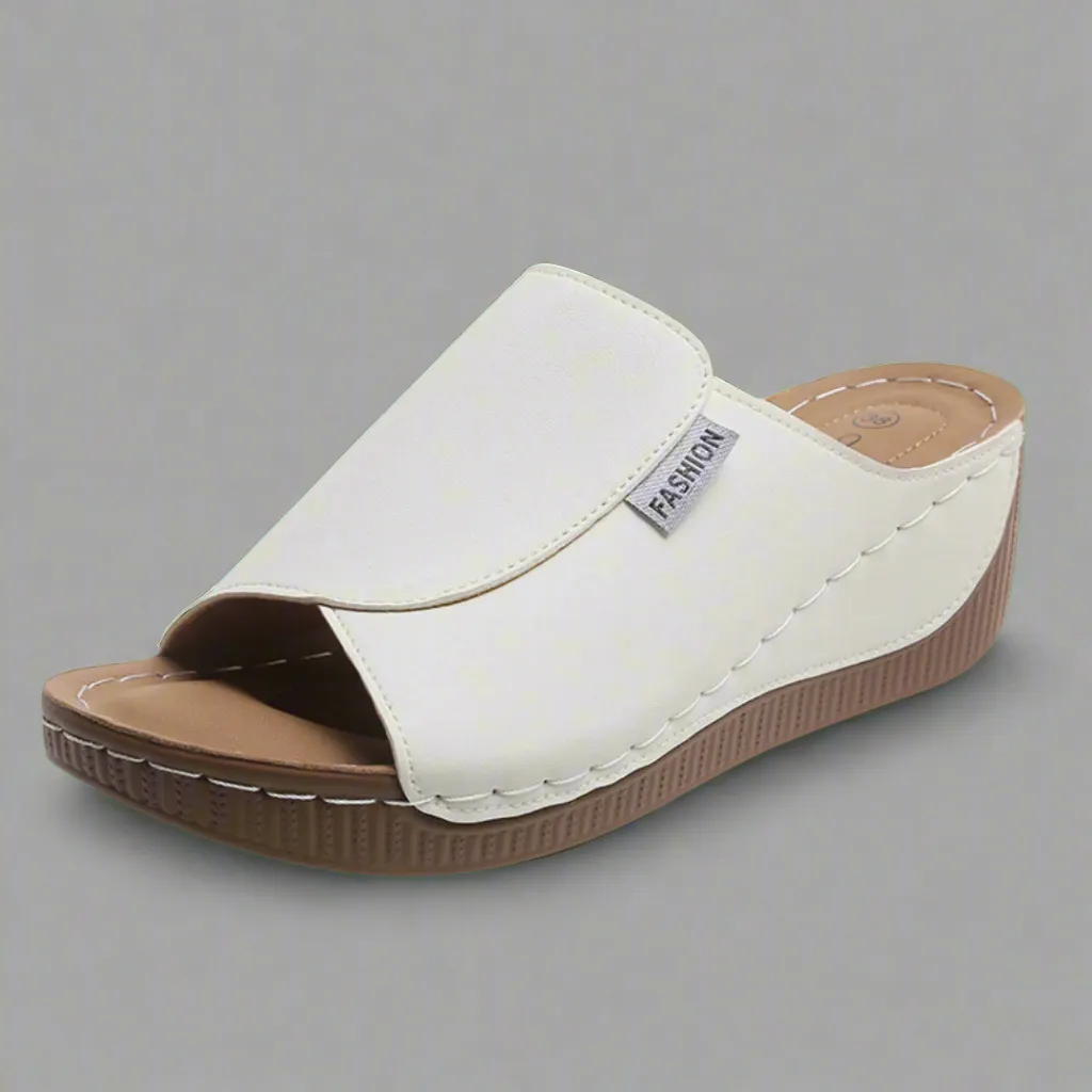 Ortrudis | Handmade sandal with comfortable sole