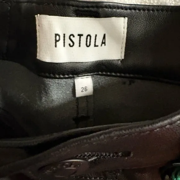 Pistola faux leather shorts