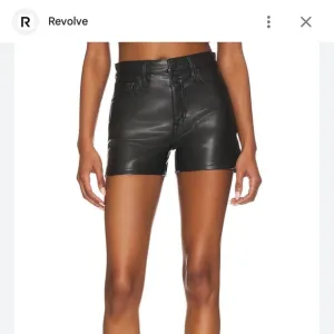 Pistola faux leather shorts