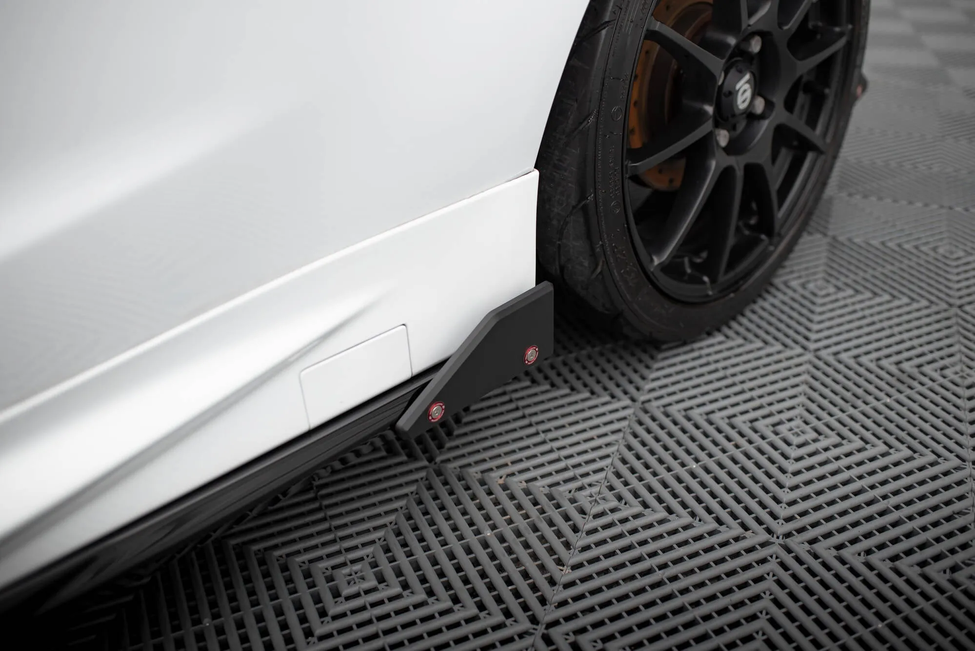 Side Skirts Diffusers V.4   Flaps Ford Fiesta ST / ST-Line Mk7