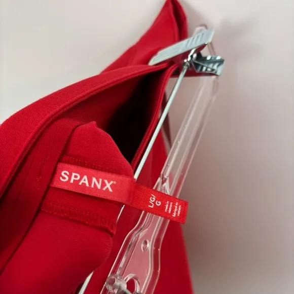 SPANX Polished 6” Shorts True Red Size Large
