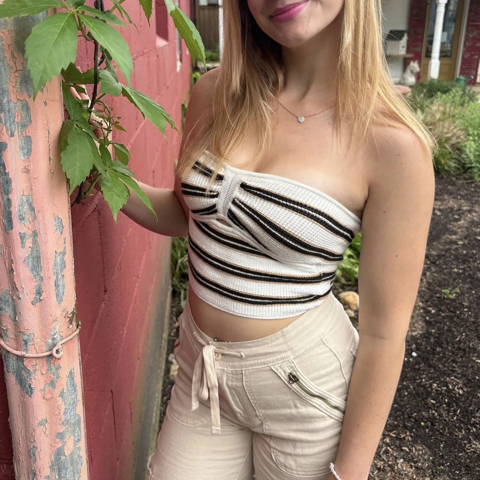 Striped Strapless Knit Bandeau Top for Casual Chic Looks