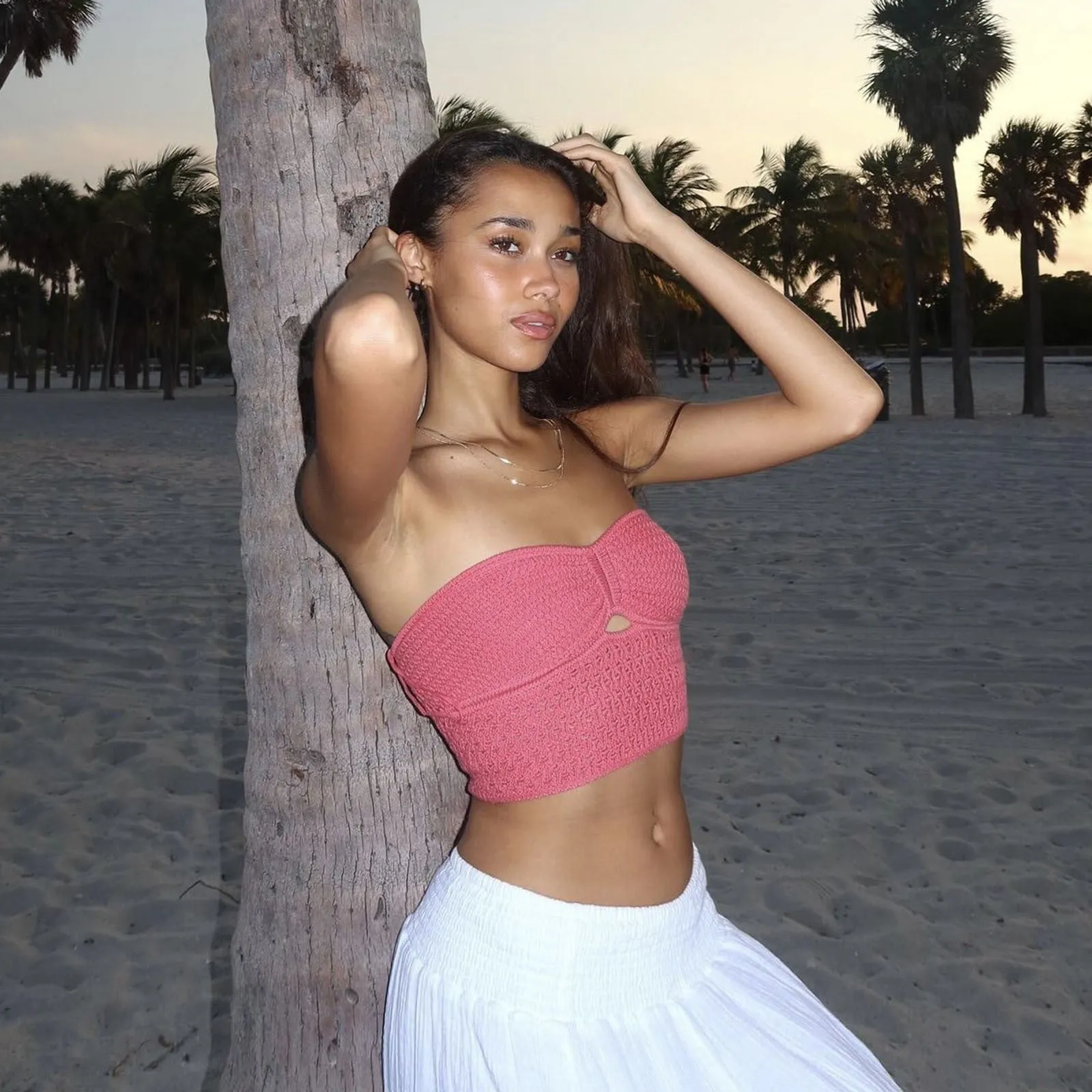 Striped Strapless Knit Bandeau Top for Casual Chic Looks