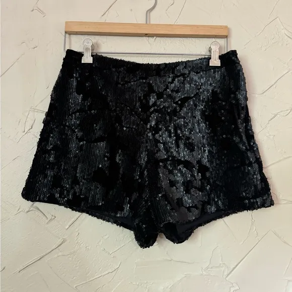 Topshop viral sequin shorts size 6