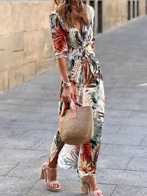 Tropical Leaf Print Maxi Dress with V-Neck and Slit