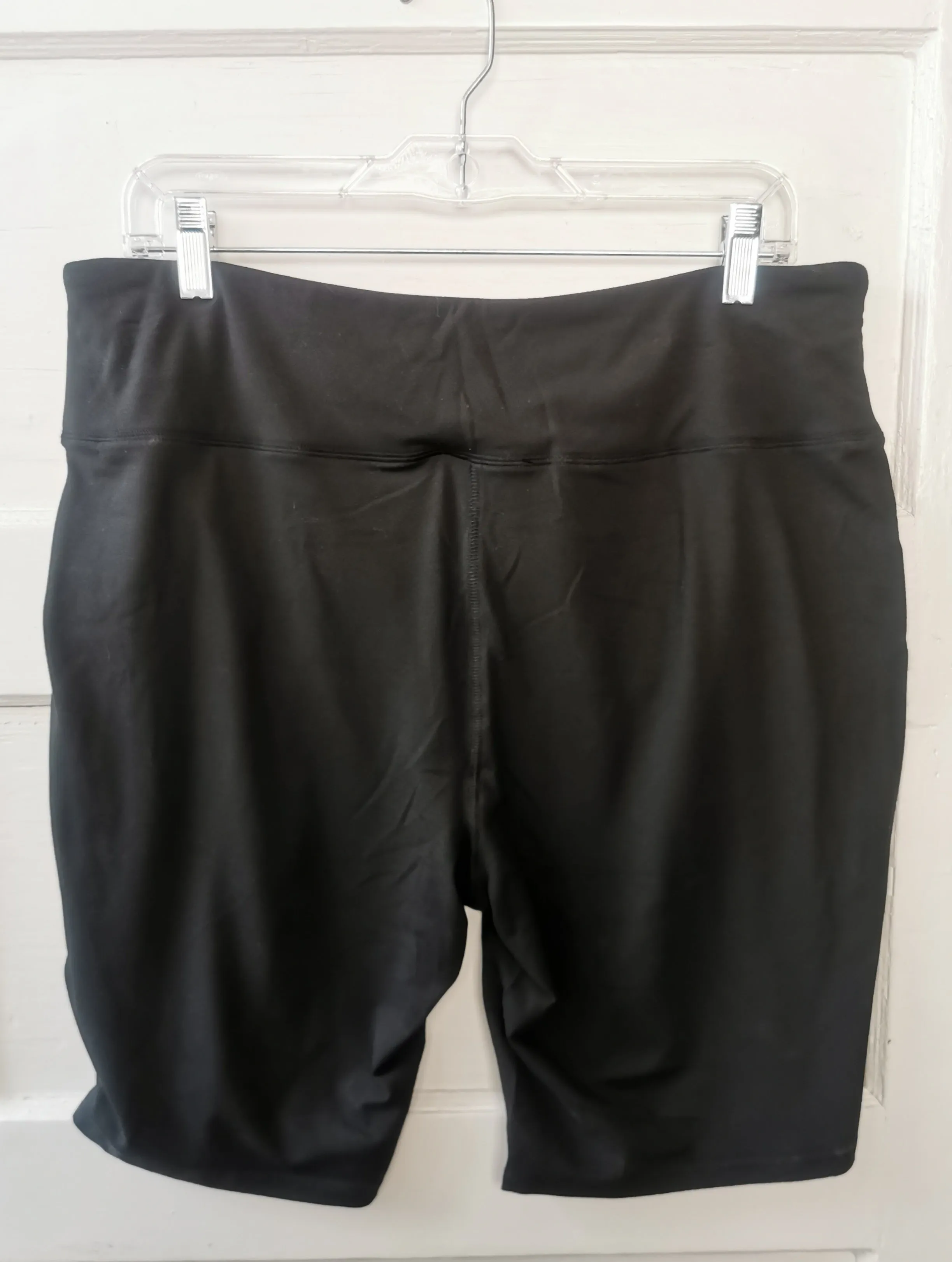 WOMENS PLUS SIZE XXL (18/20) - CREAM, Buttery Soft, Black Athletic Shorts NWT B58